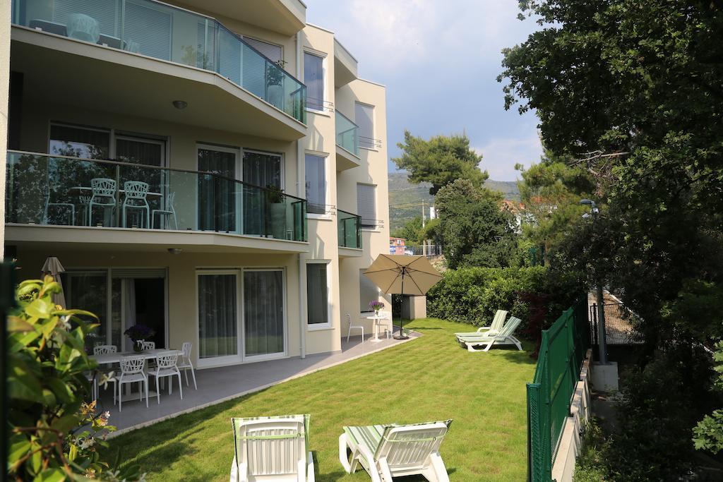 Beach Apartments Dumicic Podstrana Ngoại thất bức ảnh