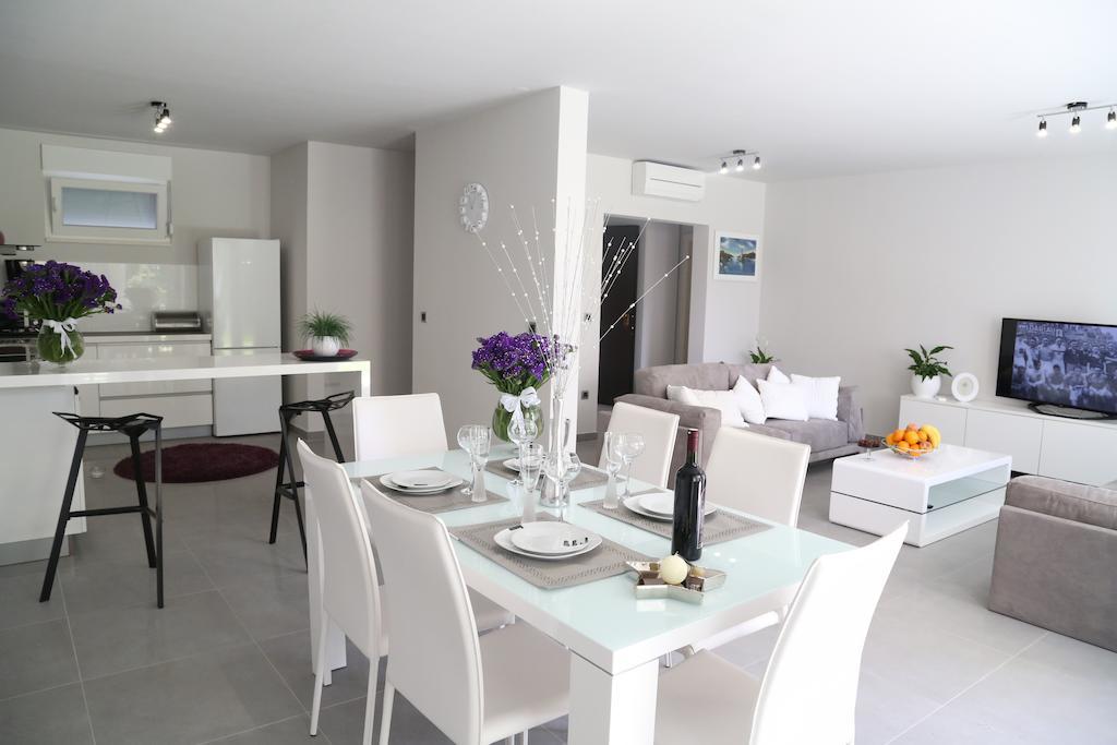 Beach Apartments Dumicic Podstrana Phòng bức ảnh