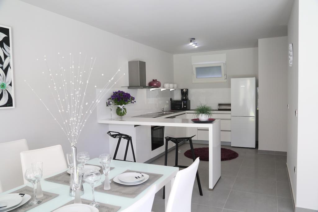 Beach Apartments Dumicic Podstrana Phòng bức ảnh