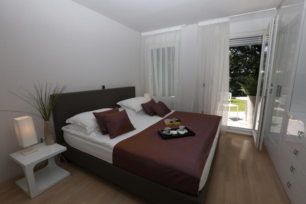 Beach Apartments Dumicic Podstrana Ngoại thất bức ảnh