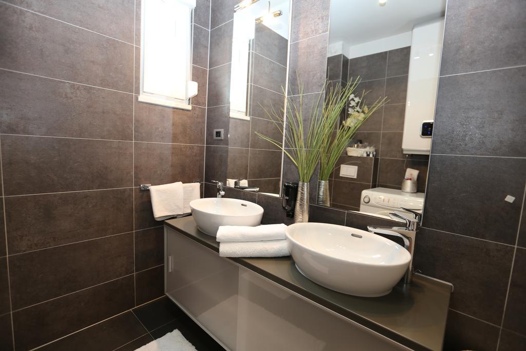 Beach Apartments Dumicic Podstrana Ngoại thất bức ảnh